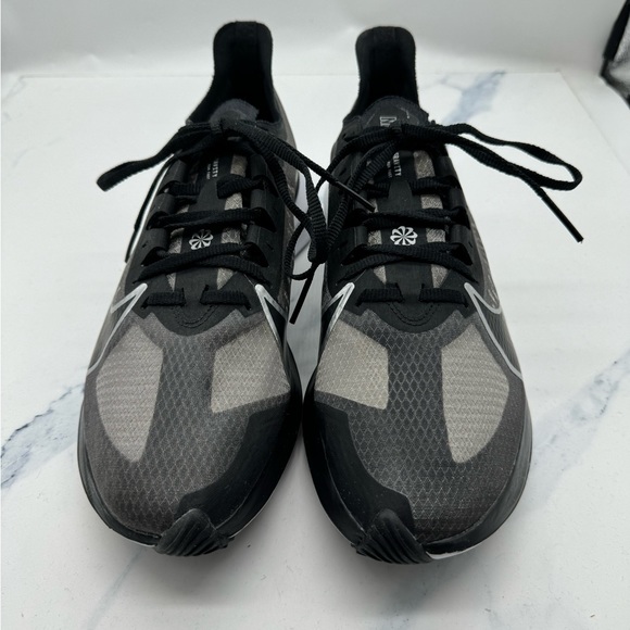 Nike Women’s Zoom Gravity Sz. 10 - Picture 3 of 7